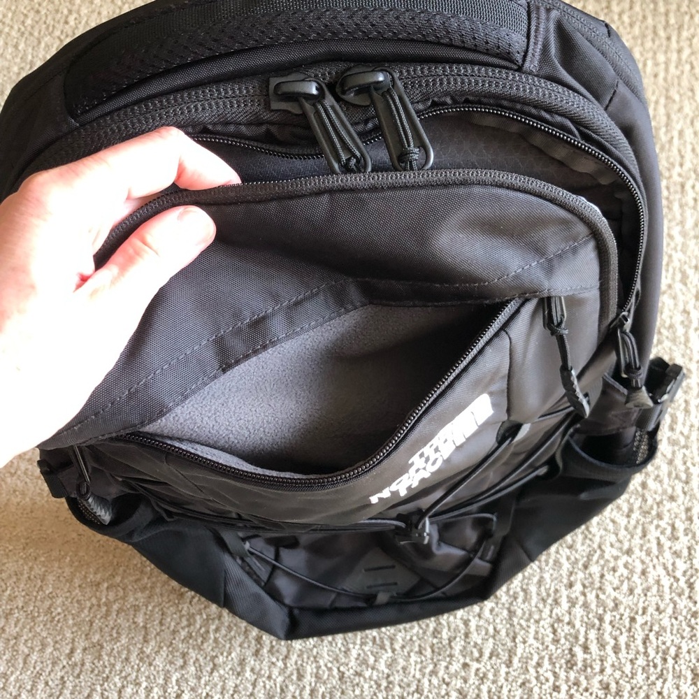 The North Face Borealis Backpack - Picture 4 of 9